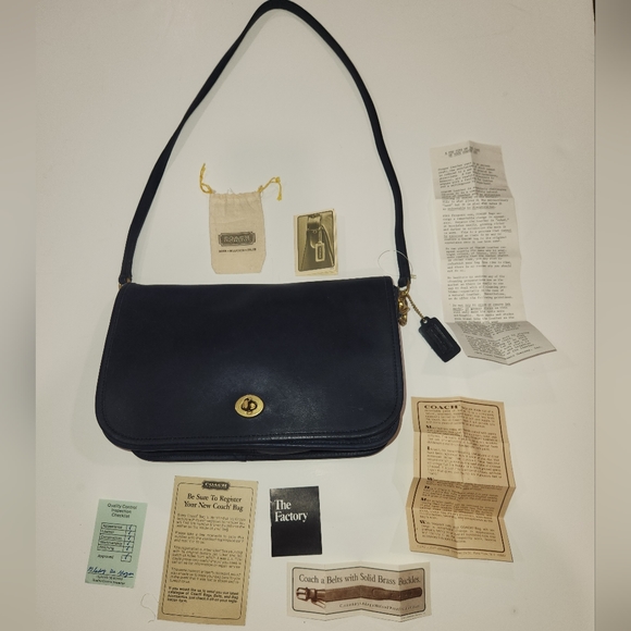 Vintage COACH convertible clutch 9635 Navy Blue EUC